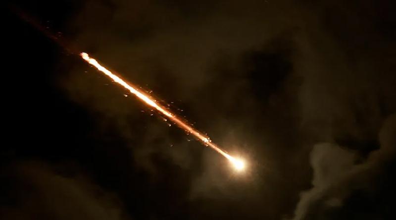 কয়েক মিনিটের ব্যবধানে আবারও ইসরায়েলে মিসাইল ছুড়ল ইরান