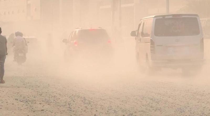 বিশ্বে বায়ুদূষণে শীর্ষ শহর দিল্লি, ১২তম অবস্থানে রাজধানী ঢাকা