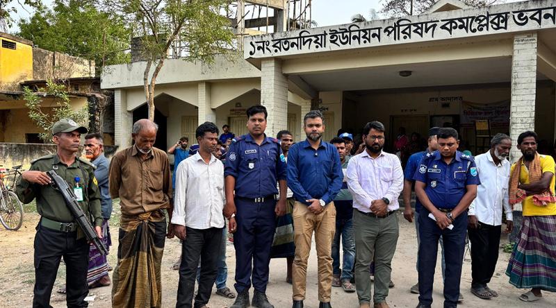 অবৈধভাবে ভিজিএফের চাল মজুত,  ২ জনকে কারাদণ্ড ও জরিমানা