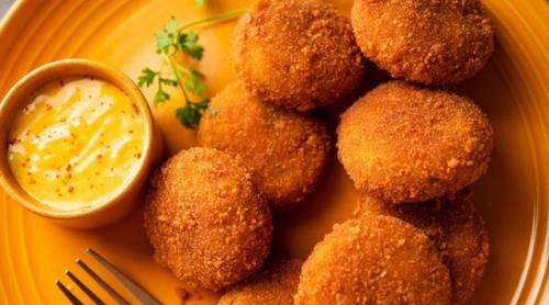 ঈদে ঝটপট বানিয়ে নিতে পারেন মচমচে মাছের চপ