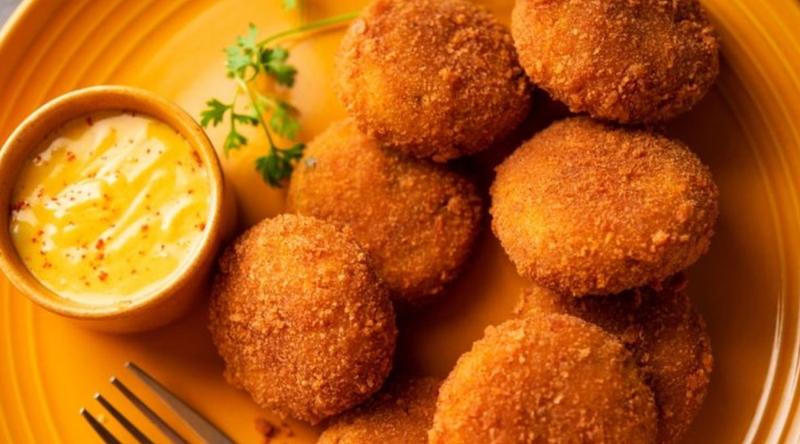 ঈদে ঝটপট বানিয়ে নিতে পারেন মচমচে মাছের চপ