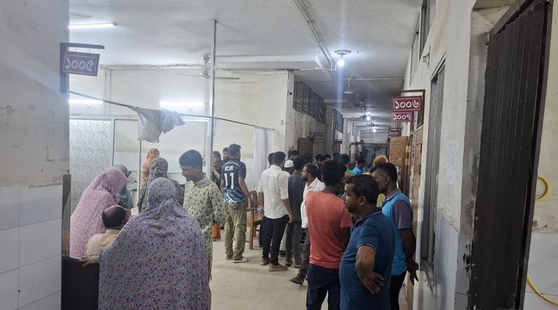 বরিশাল মেডিকেলে আগুনে ২ রোগীর মৃত্যু