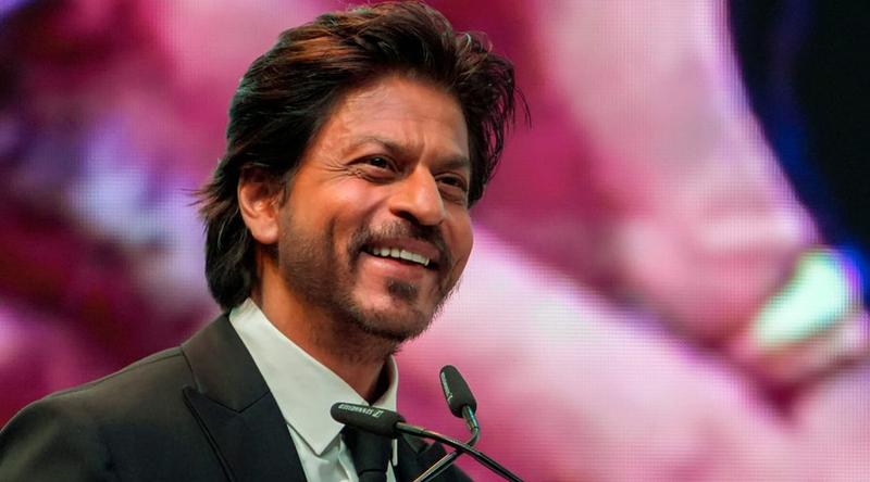 প্রেমিকের বেশে পর্দায় ফিরছেন বলিউড বাদশা!