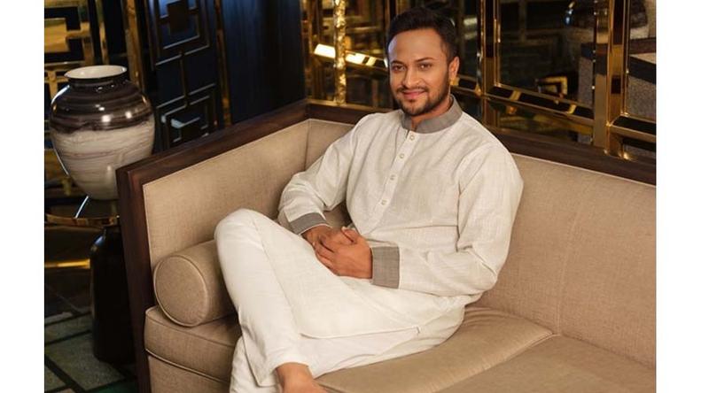 সবাইকে ঈদের শুভেচ্ছা জানালেন সাকিব আল হাসান