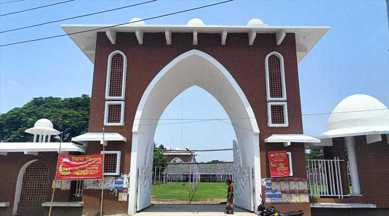 রাজশাহী কেন্দ্রীয় ঈদগাহে ঈদের প্রধান জামাত সকাল ৮ টায়