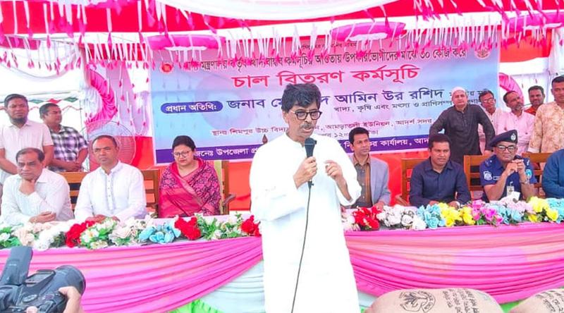 কৃষকদের ফসলের সুরক্ষা দিতে বীমা চালুর উদ্যোগ নিচ্ছে সরকার