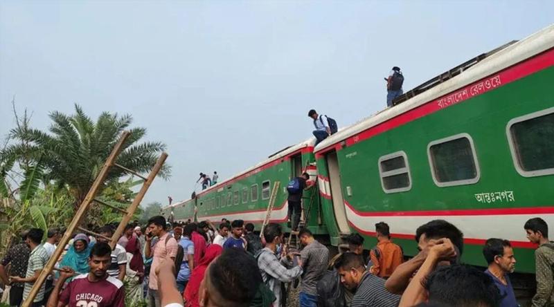 নীলসাগর এক্সপ্রেস লাইনচ্যুত : তদন্তে ৪ সদস্যের কমিটি গঠন