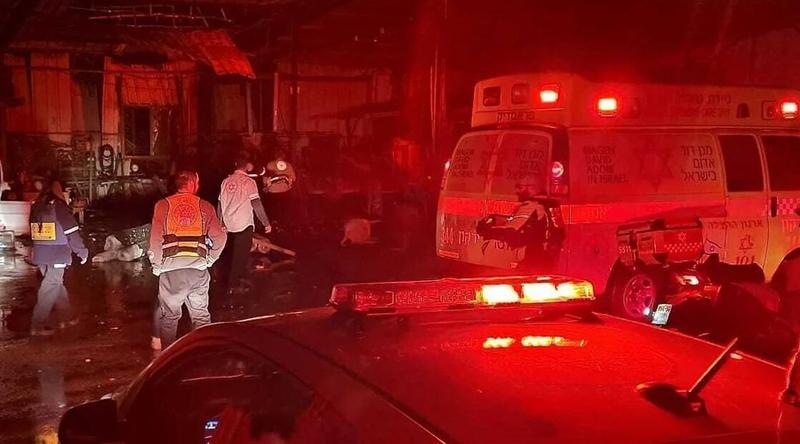 ইসরায়েলে সরাসরি আঘাত হানল ইরানের ক্লাস্টার মিসাইল