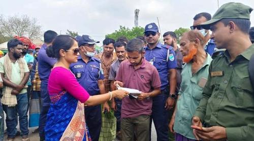 ইউএনওকে যাত্রী ভেবে বাড়তি ভাড়া দাবি, জরিমানার মুখে ২ চালক