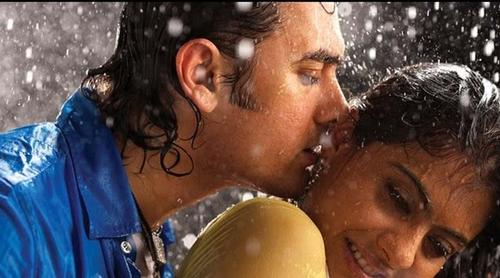 আমিরের সঙ্গে ঘনিষ্ঠ দৃশ্যে আপত্তি ছিল কাজলের?