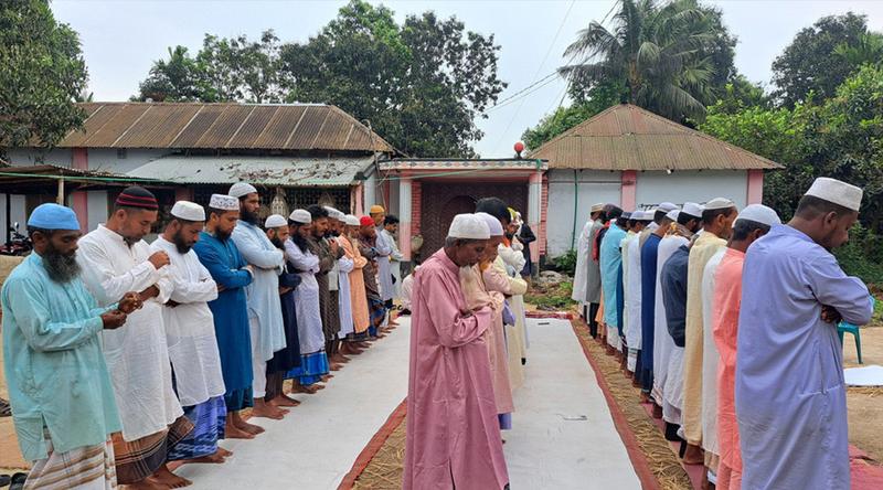 দিনাজপুরের ২০ গ্রামে ঈদ আজ