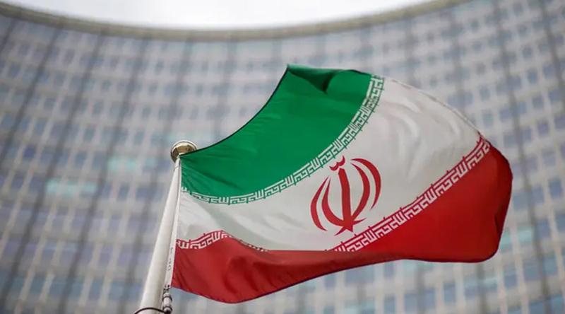 যুদ্ধকালীন পরিস্থিতিতেও ক্ষেপণাস্ত্র তৈরি করছে ইরান: আইআরজিসি