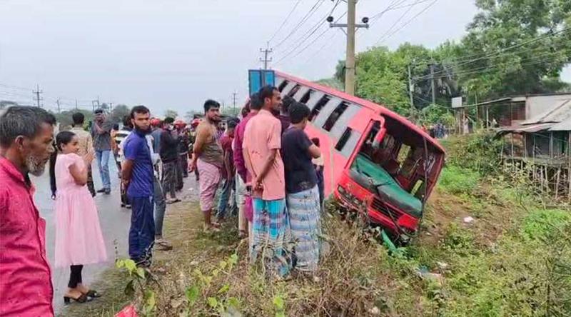 ময়মনসিংহে বাস-সিএনজি অটোরিকশার সংঘর্ষ, নিহত ২