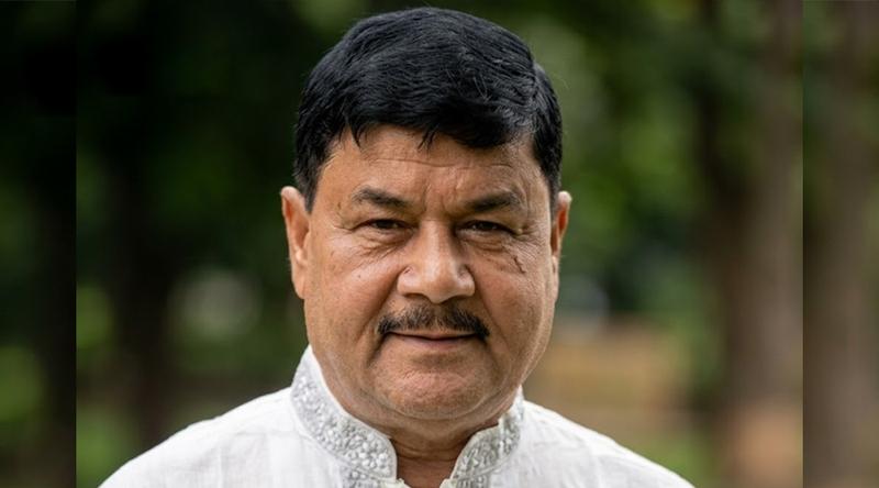 ভারত থেকে ফেরার পর বেনাপোলে আটক আওয়ামী লীগ নেতা