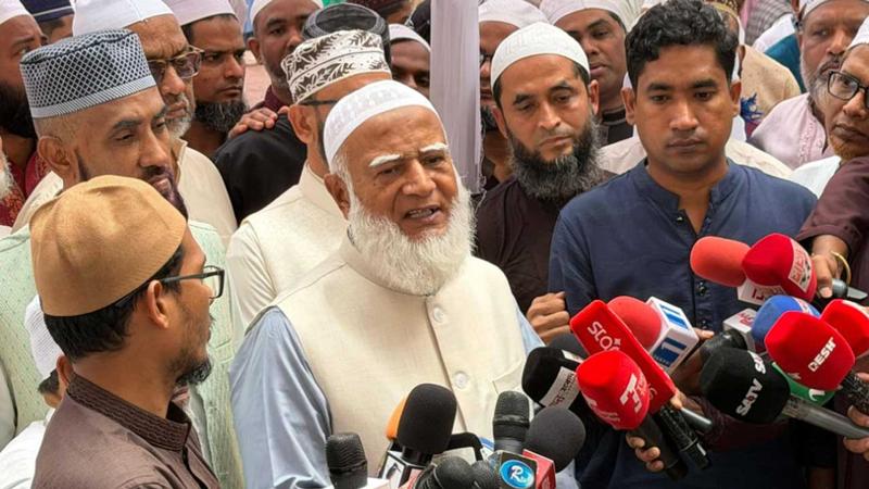 ঈদযাত্রায় ভাড়া কেলেঙ্কারি নিয়ে জাতি হিসেবে আমরা লজ্জিত : জামায়াত আমির