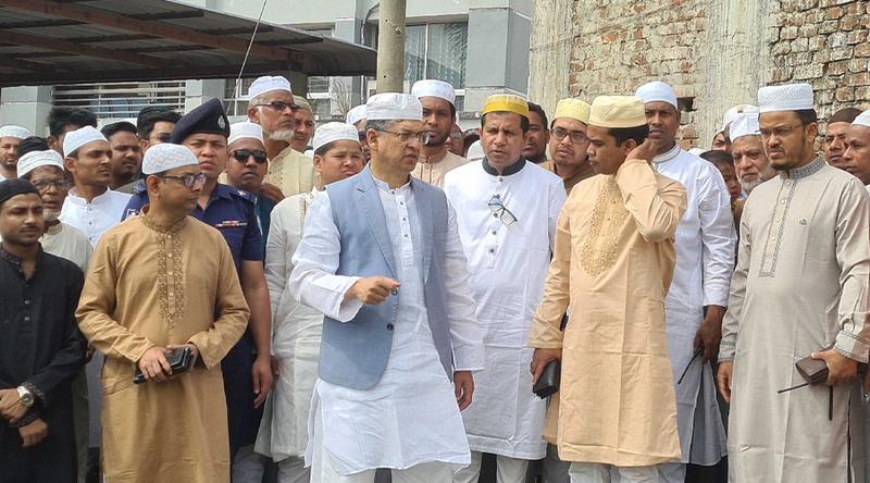 ঐক্যবদ্ধভাবে দেশকে আরও এগিয়ে নিয়ে যাওয়াই হোক আজকের প্রকৃত আনন্দ: স্বরাষ্ট্রমন্ত্রী