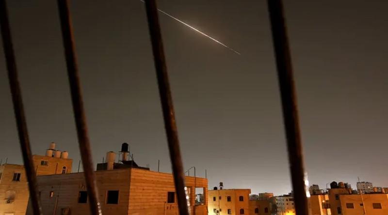 ইসরায়েলকে লক্ষ্য করে মিসাইল ছুড়ল ইরান