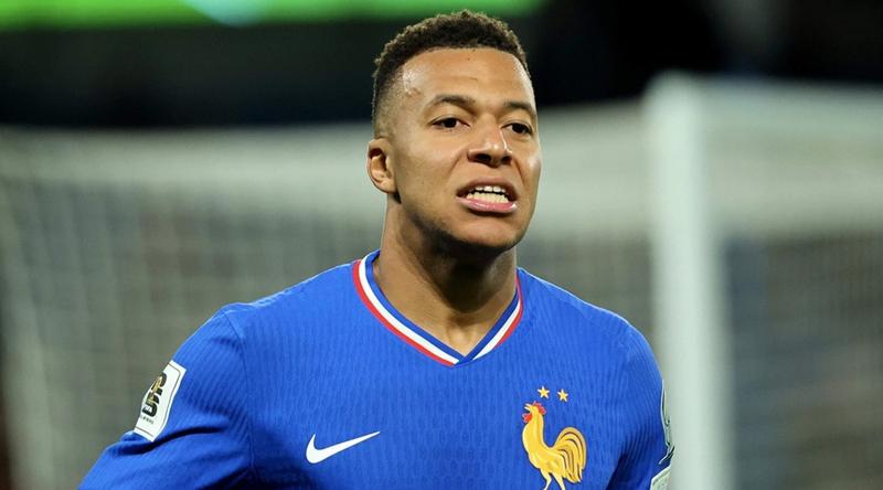 ব্রাজিল ও কলম্বিয়ার বিপক্ষে ফ্রান্সকে নেতৃত্ব দেবেন এমবাপ্পে