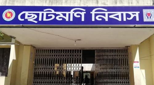 ঈদের দিন ঢাকার ‘শিশু পরিবারগুলো’ পরিদর্শন করলেন সমাজকল্যাণ মন্ত্রী