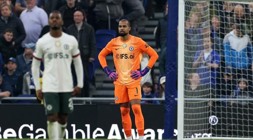 এভারটনের মাঠে ৩-০ গোলে হারল চেলসি