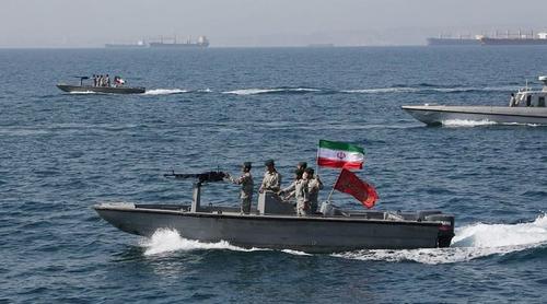 ‘শত্রুদের জাহাজ’ বাদে সবার জন্য হরমুজ প্রণালী খোলা: ইরান