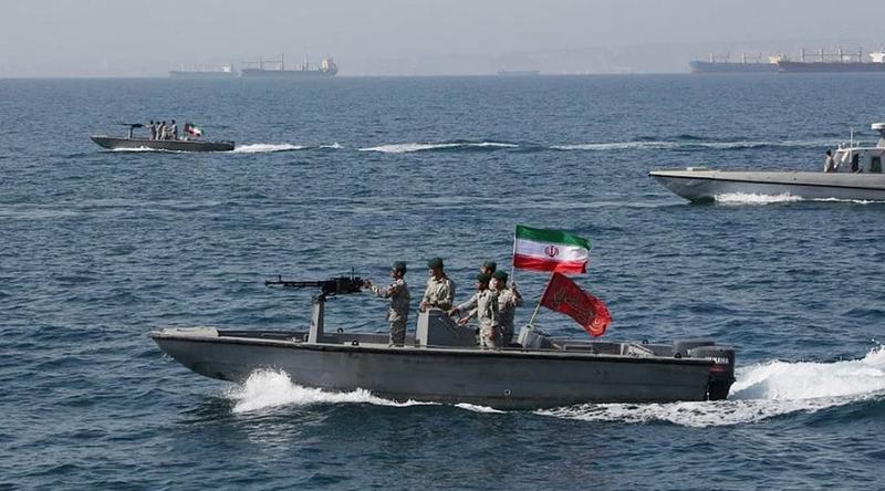 ‘শত্রুদের জাহাজ’ বাদে সবার জন্য হরমুজ প্রণালী খোলা: ইরান