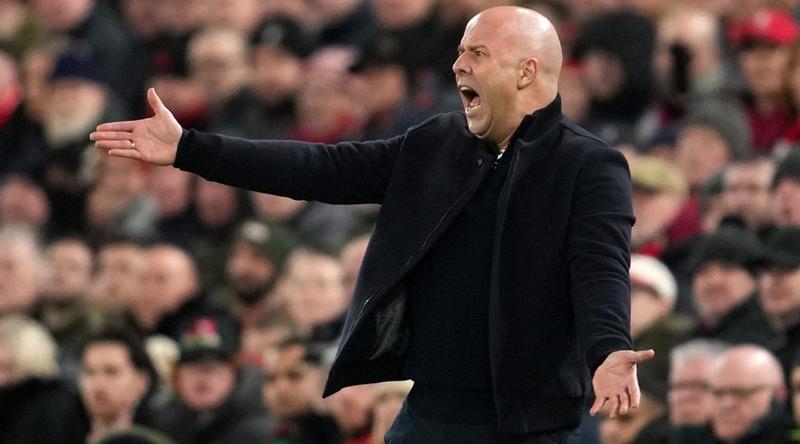 লিভারপুলের হোঁচট, পয়েন্ট হারানোর ধারা নিয়ে উদ্বিগ্ন স্লট