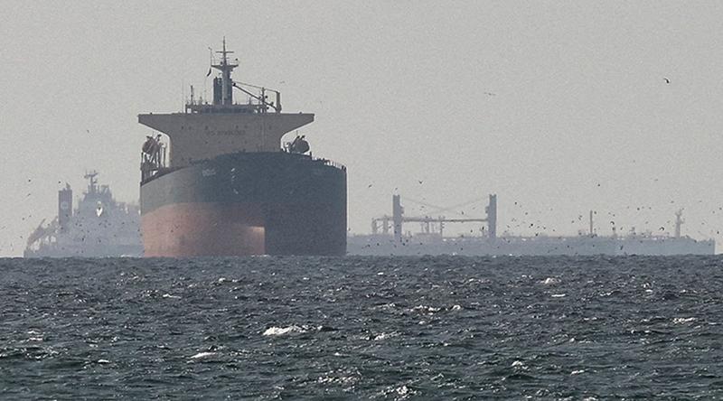 হরমুজ প্রণালী সম্পূর্ণ বন্ধ করে দেয়ার হুঁশিয়ারি ইরানের