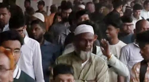 ঈদের ছুটি কাটিয়ে রাজধানীতে ফিরছেন কর্মজীবীরা