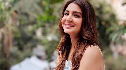 ৮ বছর পর ফের পর্দায় ফিরছেন আনুশকা!