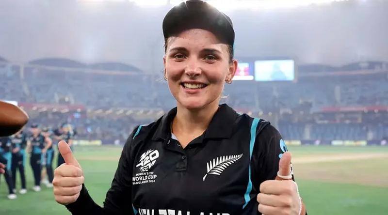 ১০ ইনিংসে ৫৫৪ রান, নিউজিল্যান্ডের অধিনায়ক অ্যামেলিয়ার বিশ্বরেকর্ড