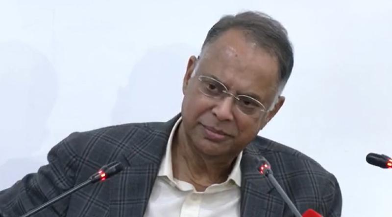 প্যানিক না হয়ে প্রয়োজন অনুযায়ী তেল নেয়ার আহ্বান জ্বালানি মন্ত্রীর