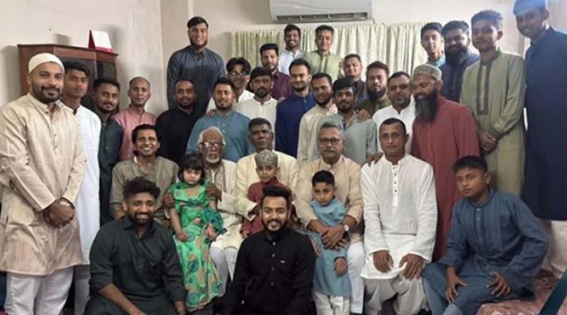 গুরুর সান্নিধ্যে আশরাফুলদের ঈদ উদযাপন