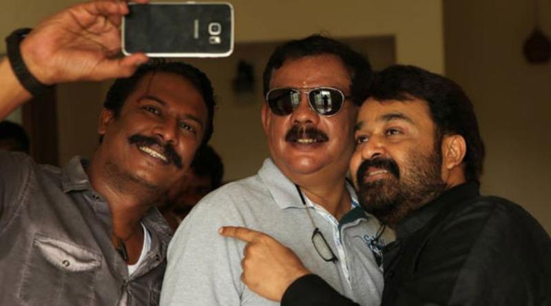 প্রিয়দর্শনের শততম ছবিতে আবারও মোহনলাল