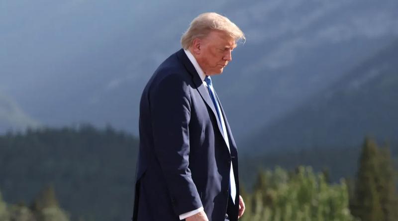 পিছু হটলেন ডোনাল্ড ট্রাম্প, অনমনীয় ইরান