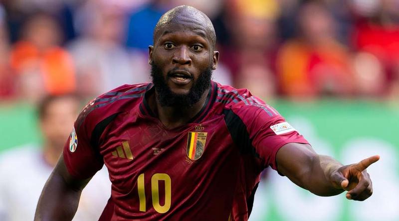 ফিটনেসে মনোযোগ দিতে জাতীয় দল ছাড়লেন লুকাকু