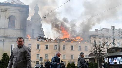 একদিনে ইউক্রেনে প্রায় সাড়ে ৯শ' ড্রোন হামলা চালিয়েছে রাশিয়া