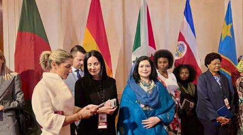 মেলানিয়া ট্রাম্পসহ ফার্স্ট লেডিদের সঙ্গে জুবাইদা রহমানের সাক্ষাৎ