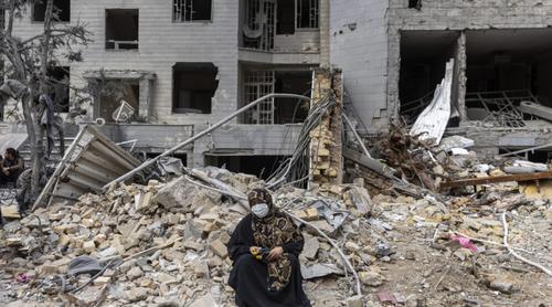 প্রস্তাবে রাজি না হলে কঠোর হামলার হুঁশিয়ারি হোয়াইট হাউজের, শর্তে অটল ইরান