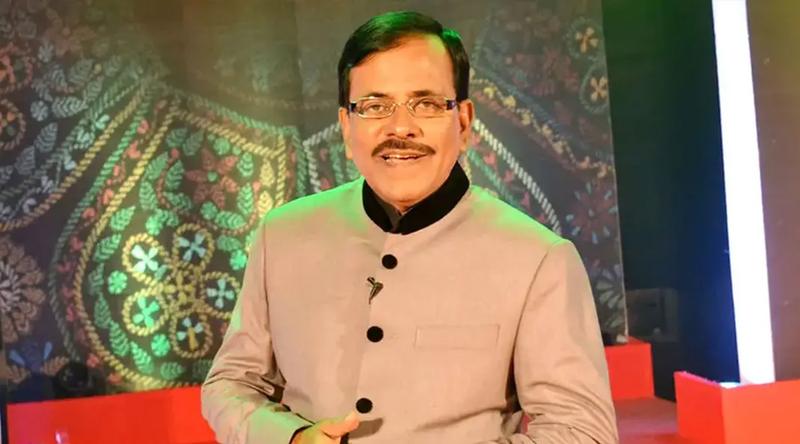 ভুয়া ফটোকার্ডে ক্ষুব্ধ হানিফ সংকেত