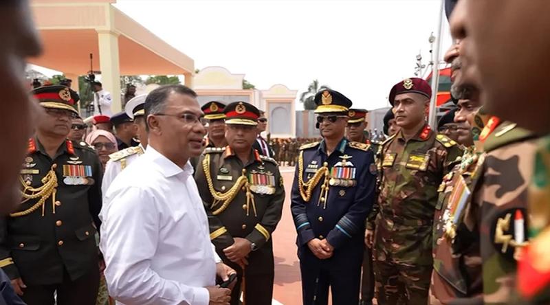 কুচকাওয়াজ দেখে মুগ্ধ প্রধানমন্ত্রী, জানালেন শুভেচ্ছা