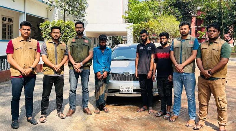 মৌলভীবাজারে চোরচক্রের ৩ সদস্য গ্রেপ্তার