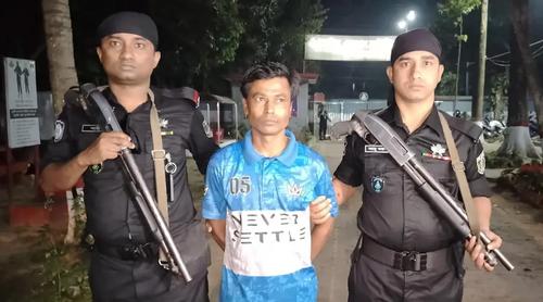 বগুড়ায় বিএনপি কর্মী মুন্না হত্যার প্রধান আসামি গ্রেপ্তার