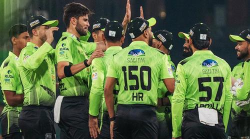 বড় ব্যবধানের জয় দিয়ে মুস্তাফিজ-ইমনের পিএসএল যাত্রা শুরু