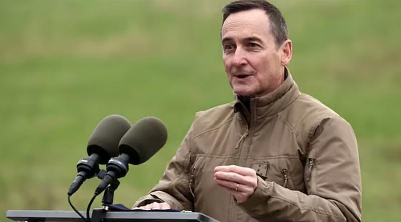 হরমুজ প্রণালি নিয়ে ৩৫ দেশের সঙ্গে আলোচনা ফ্রান্সের সশস্ত্র বাহিনী প্রধানের