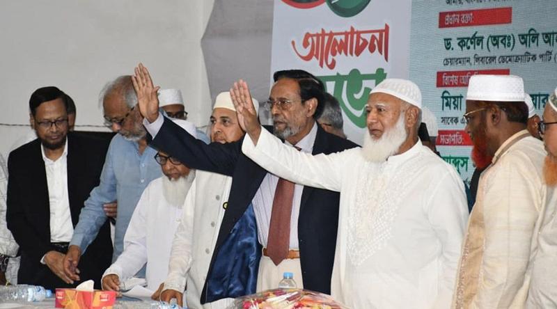 আমিরকে টিটকারি না মেরে সত্যকে গ্রহণ কর: কর্ণেল অলি