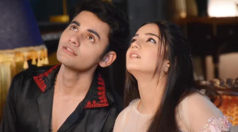 অপ্রাপ্তবয়স্ক নায়িকার সঙ্গে ঘনিষ্ঠ দৃশ্য, বিতর্কে টিভি সিরিয়াল