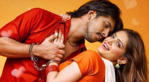 সিনেমার সিনেমার গানকে ছাপিয়ে গেল ‘গোলাপী’ নাটকের গান