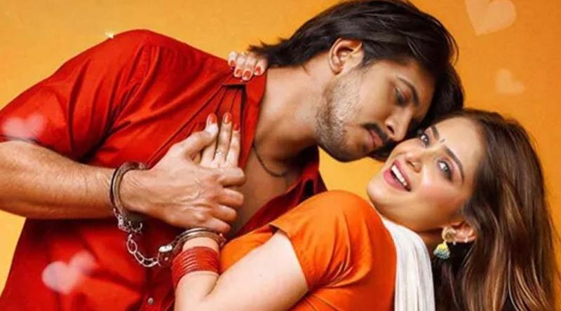 সিনেমার সিনেমার গানকে ছাপিয়ে গেল ‘গোলাপী’ নাটকের গান