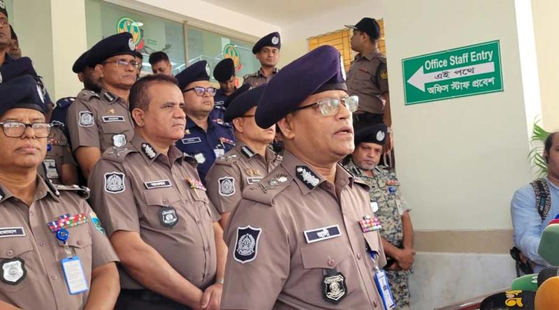 জুলাই বিপ্লবে পুলিশ হত্যার আইন অনুযায়ী ব্যবস্থা: আইজিপি